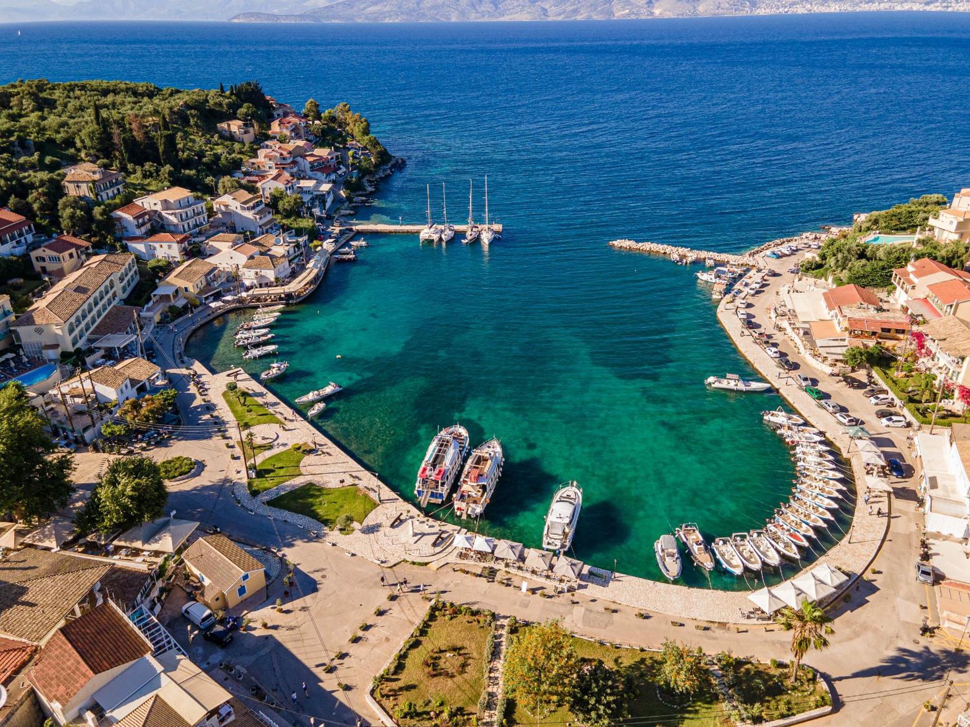 Serenity House Kassiopi Exterior photo