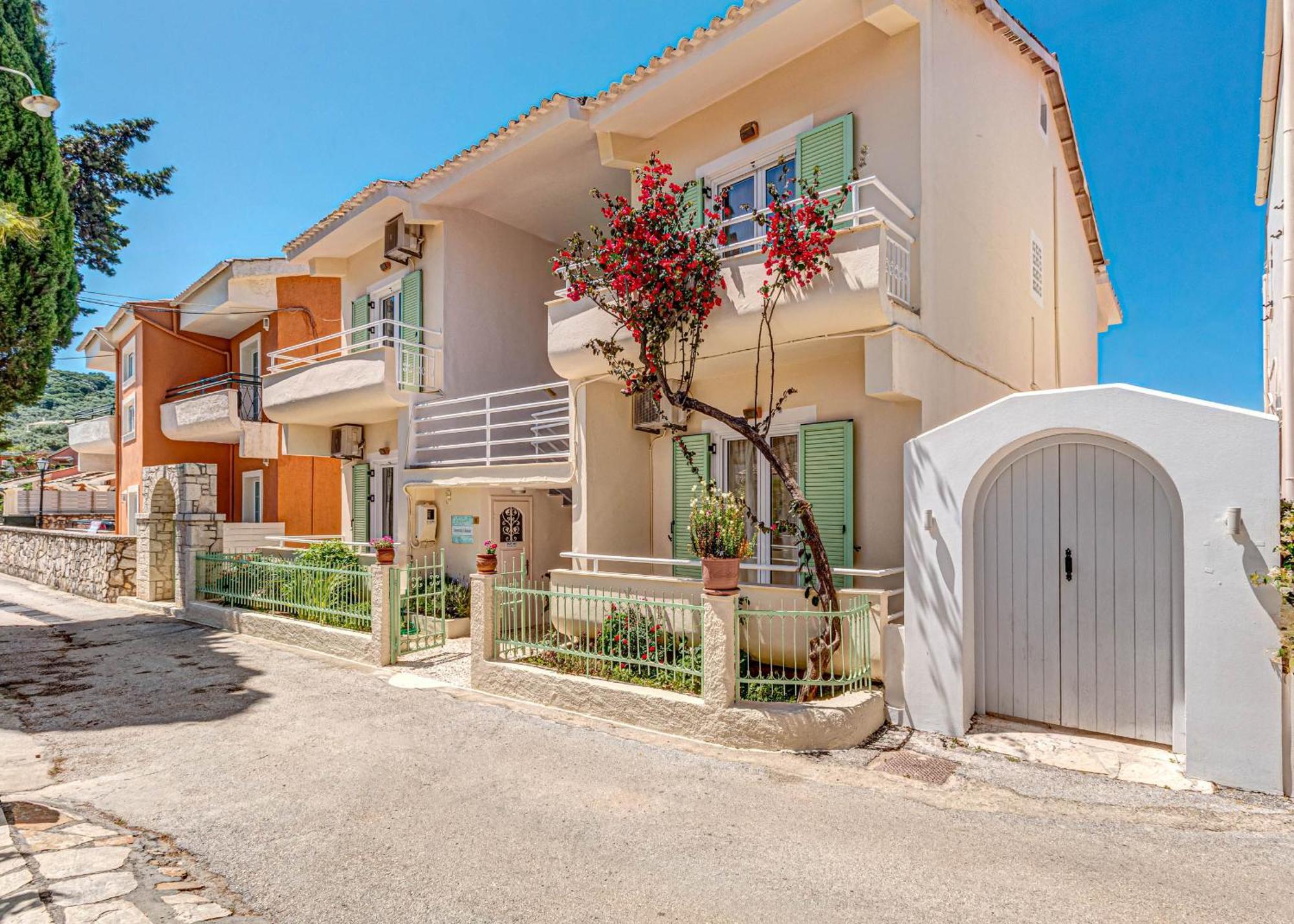 Serenity House Kassiopi Exterior photo